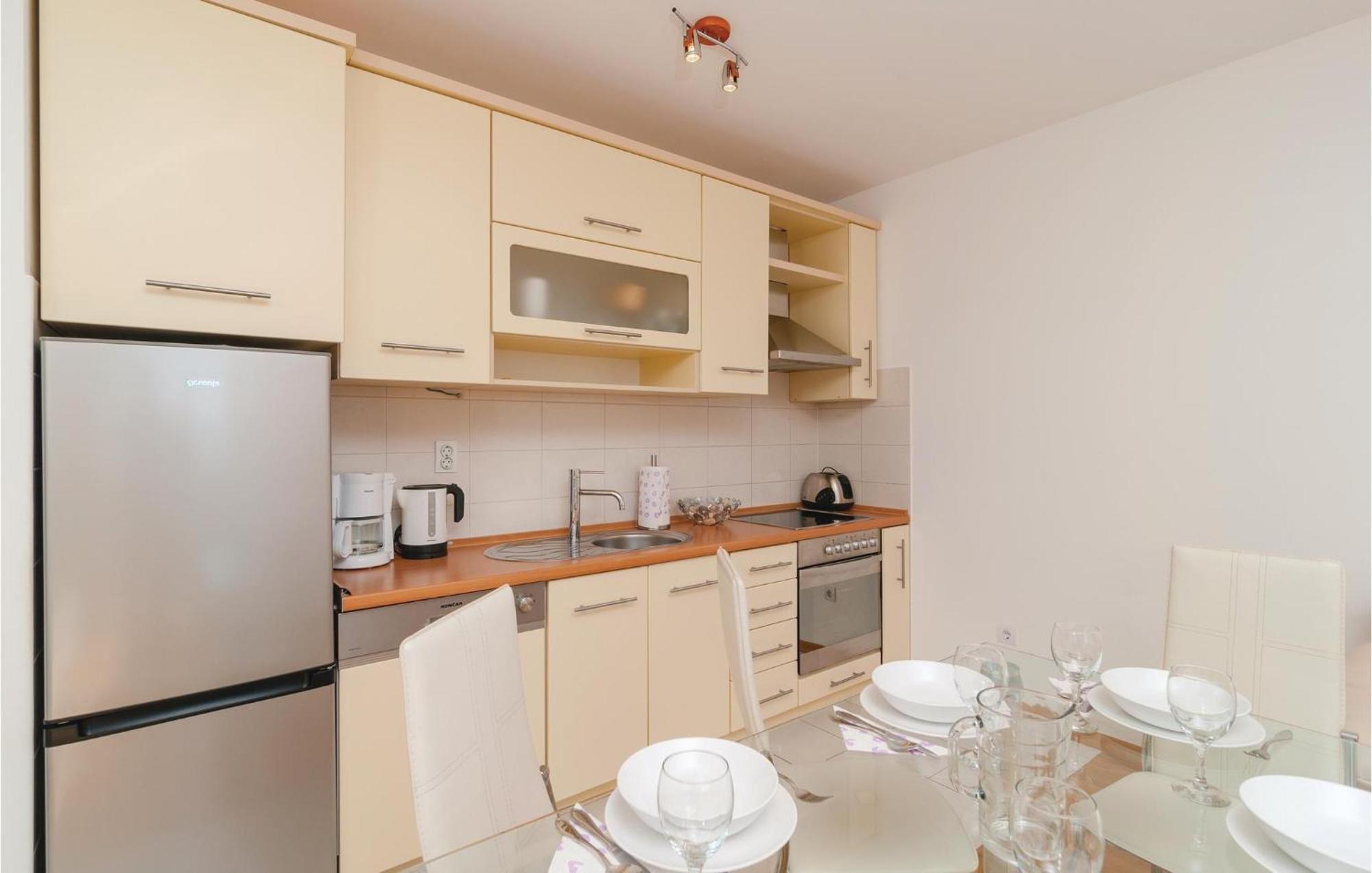 Nice Apartment In Omis With House Sea View Екстериор снимка